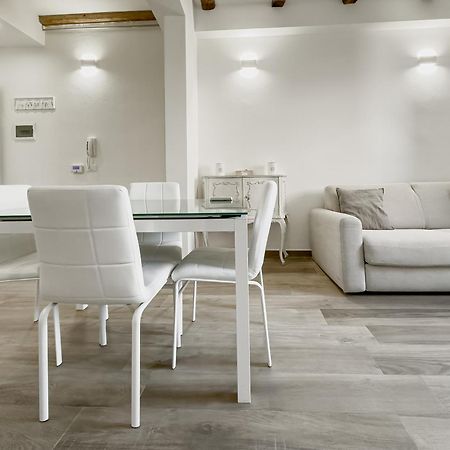 Realkasa Canonica Apartment Bologna Bagian luar foto