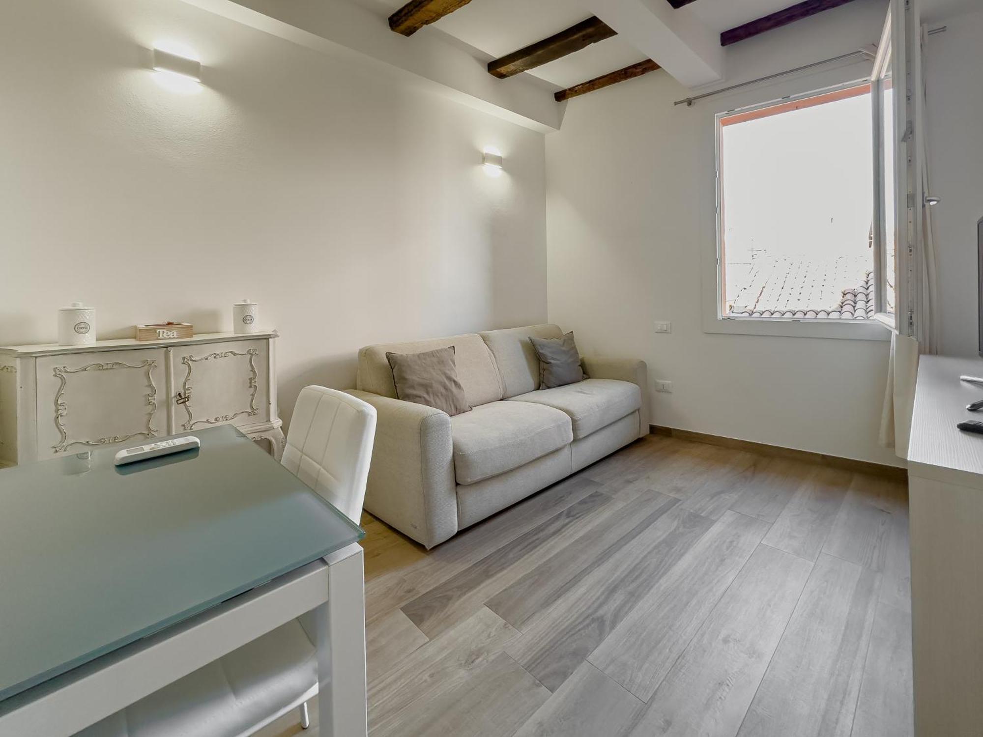 Realkasa Canonica Apartment Bologna Bagian luar foto