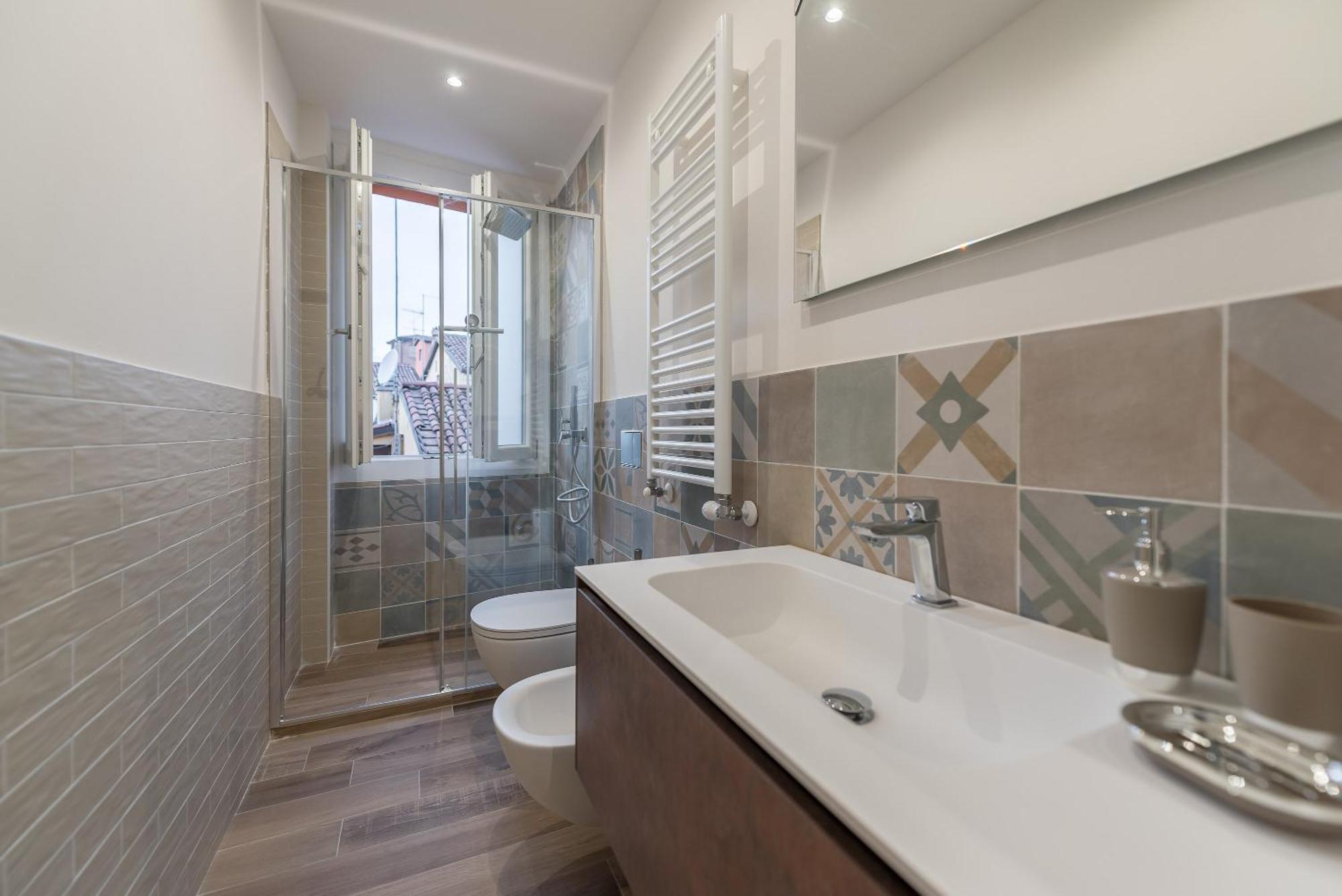 Realkasa Canonica Apartment Bologna Bagian luar foto